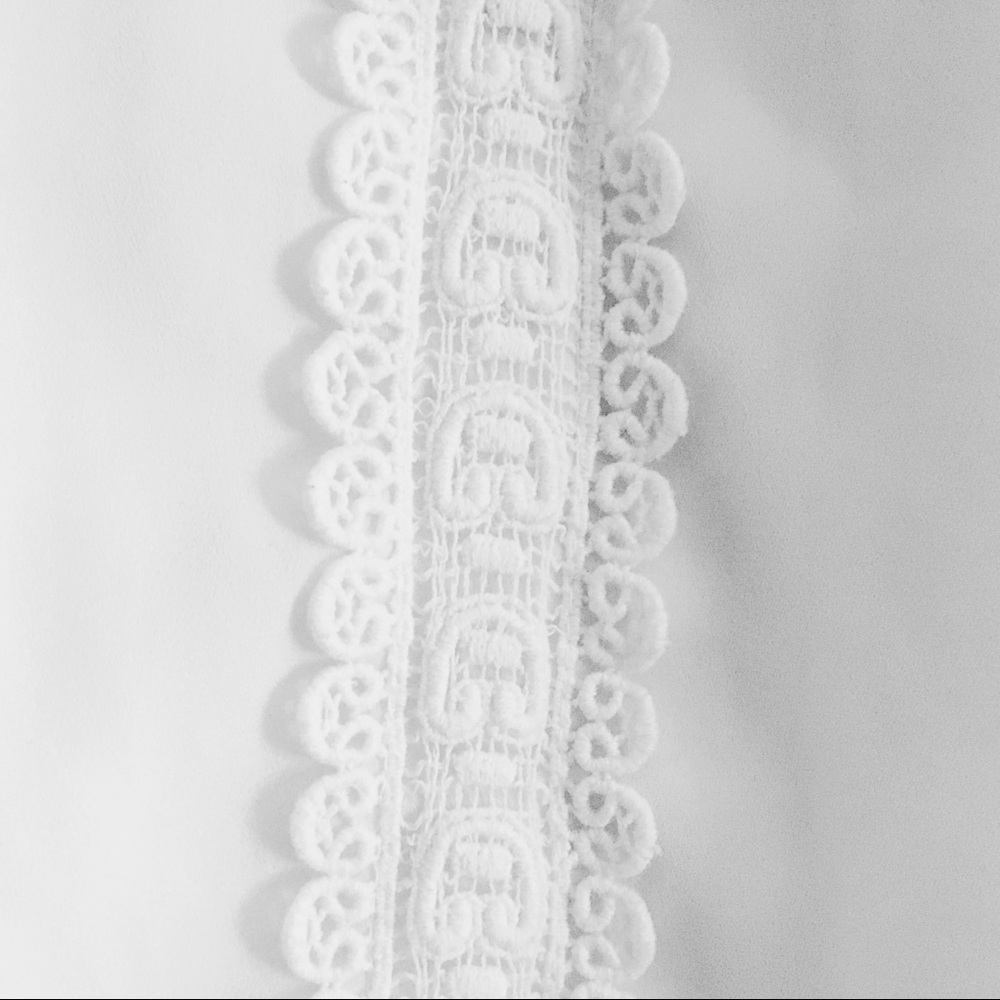 Monteau White Mini dress - Picture 2 of 5